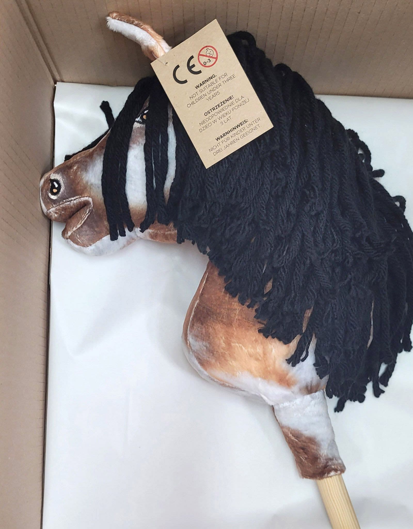 Hobby Horse Mały koń na kiju Premium - srokaty tobiano z czarną grzywą A4