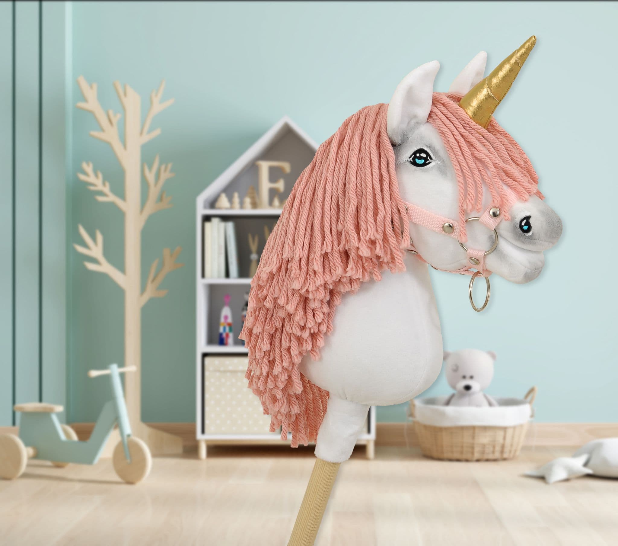 Hobby Horse Jednorożec na kiju mały biały, grzywa brudny róż i złoty róg