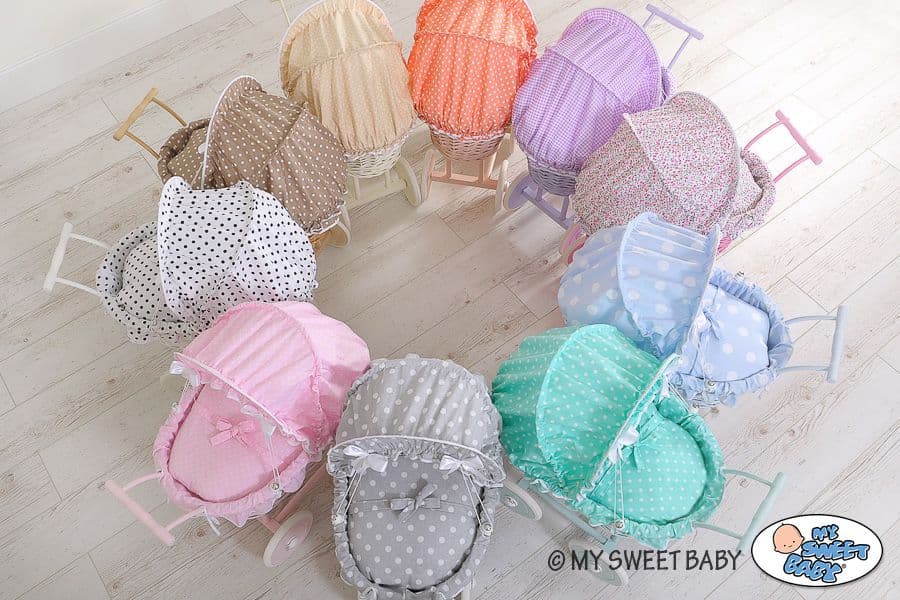 Wiklinowy wózek dla lalek wysoki z biało-czarną pościelką i wyściółką- biały